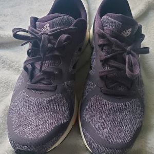 Women's New Balance Shoes